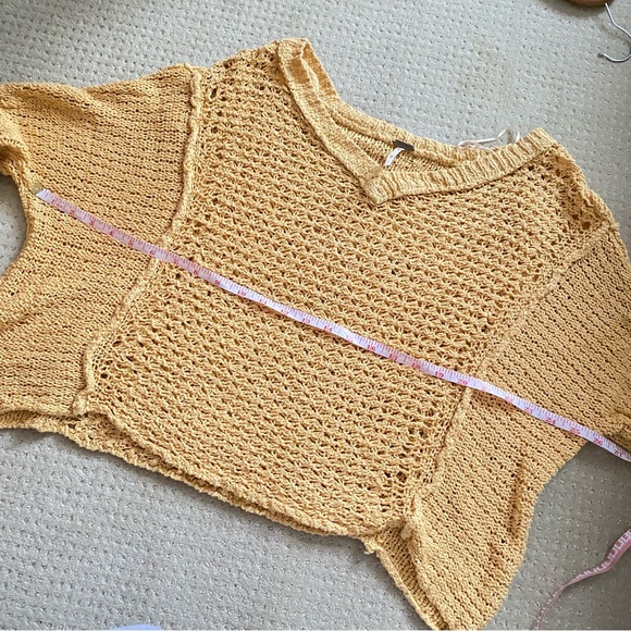 Free People Yellow Vneck Pullover Sweater Long Sleeve - Picture 8 of 8